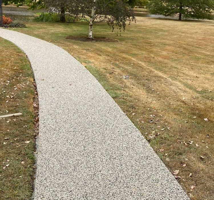 Concrete pathways Melbourne | Concrete footpaths and path concreting